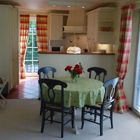 Appartement Wunderschoene In Swantow Mit Offenem Kamin By Interhome *